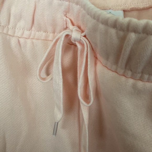 NWT Disney Parks Aristocats Marie Pink Sweatpants Raw Hem Edge with Pockets 3X - Picture 4 of 8